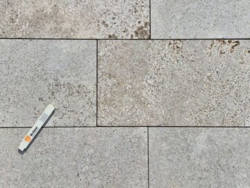 Bodenplatten Muschelkalk Sellenberger sandgestrahlt