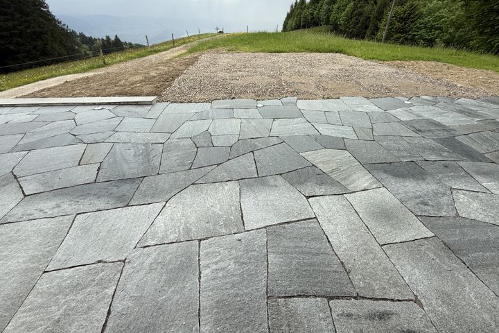Bodenplatten San Bernardino Silver