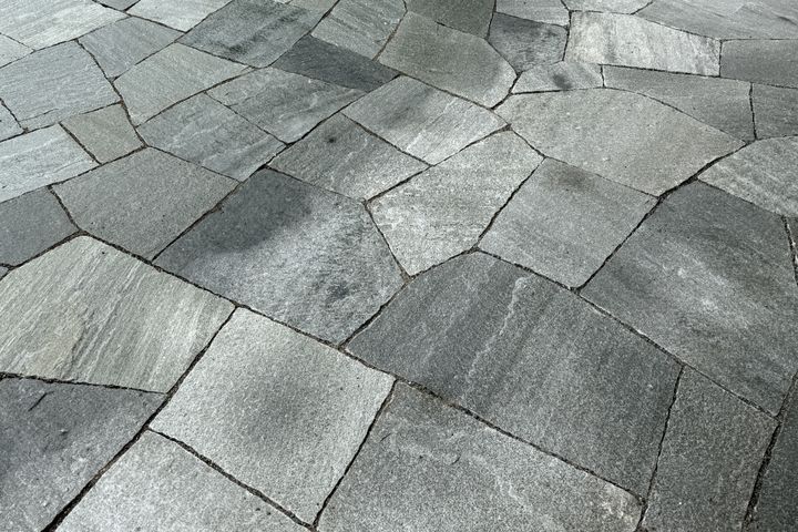Bodenplatten San Bernardino Silver