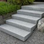 Moodbild von Blockstufen Luserna - Farbe gemischt