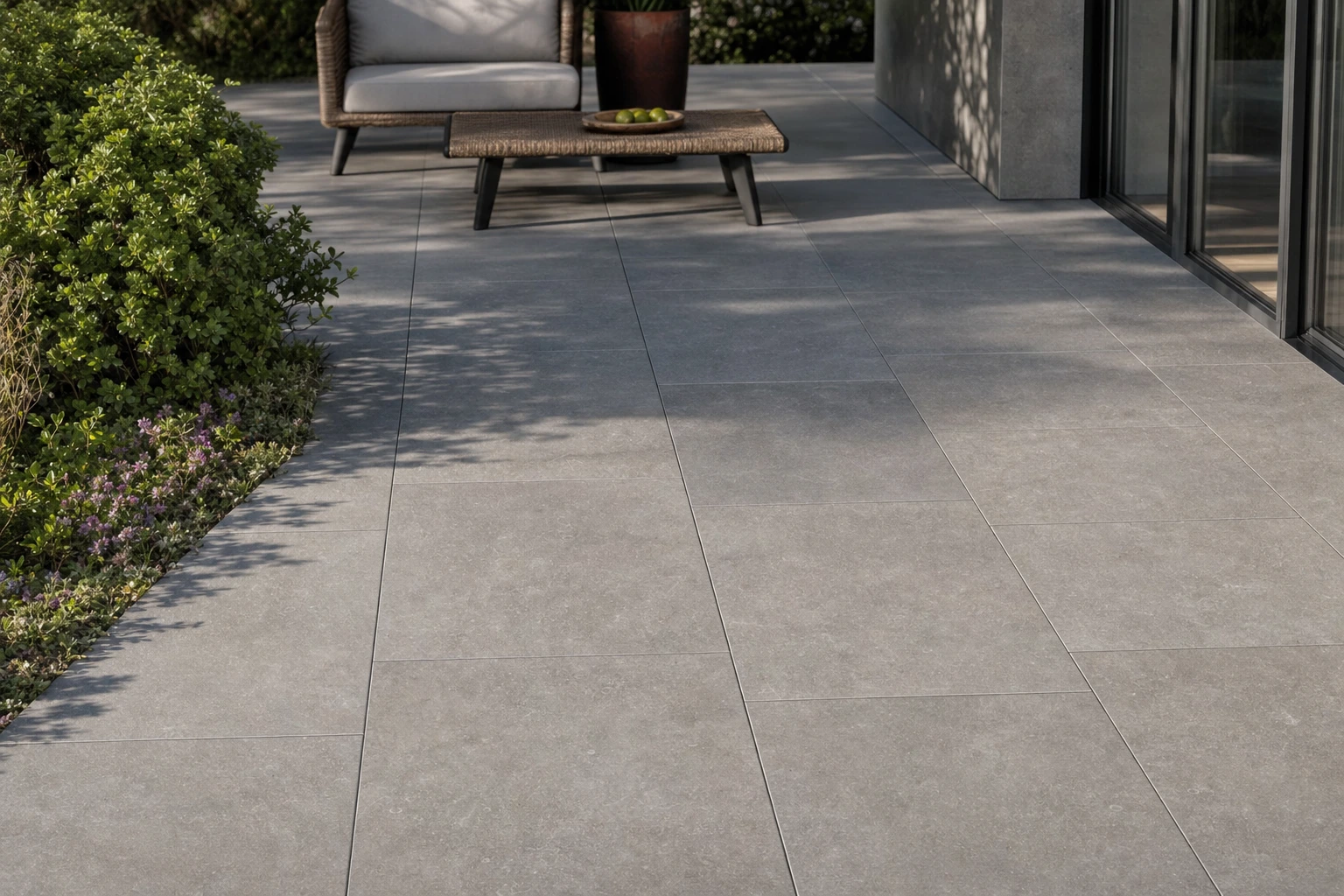 Moodbild von Bodenplatten Duomo Bluestone Grey