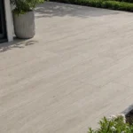 Moodbild von Bodenplatten Foresta Grigio