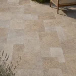 Moodbild von Bodenplatten Travertin Walnut