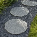 Moodbild von Trittplatten Julia White rund